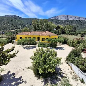 https://countryside-studios.kefaloniahotels.net